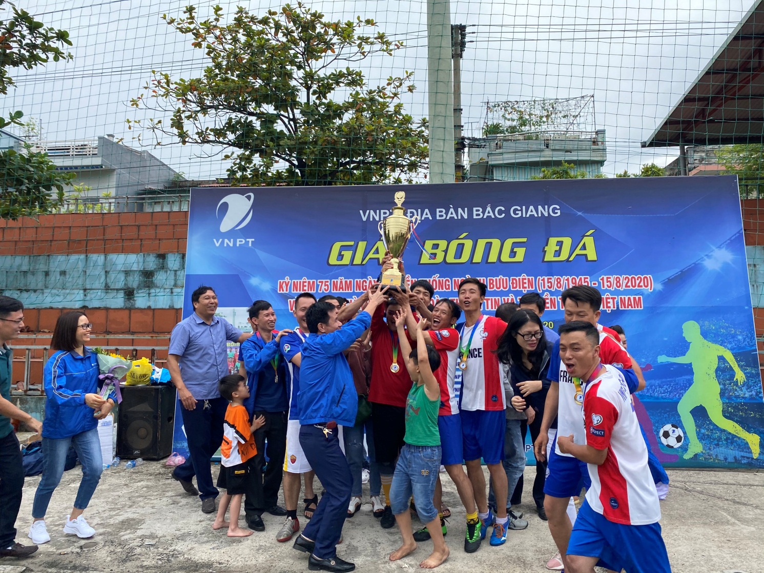 VNPT địa bàn Bắc Giang tổ chức chung kết giải vô địch bóng đá nam VNPT địa bàn Bắc Giang tổ chức chung kết giải vô địch bóng đá nam